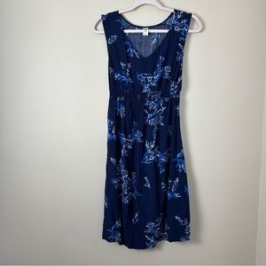 Old Navy V Neck Sleeveless Maternity Midi Dress With Coral Pattern